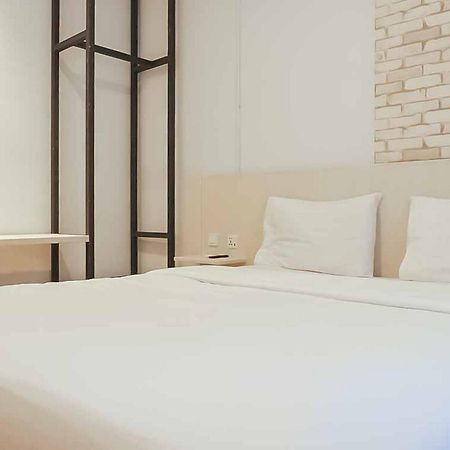 Prime Inn Near Jalan Sekip Mitra Reddoorz 棉兰 外观 照片