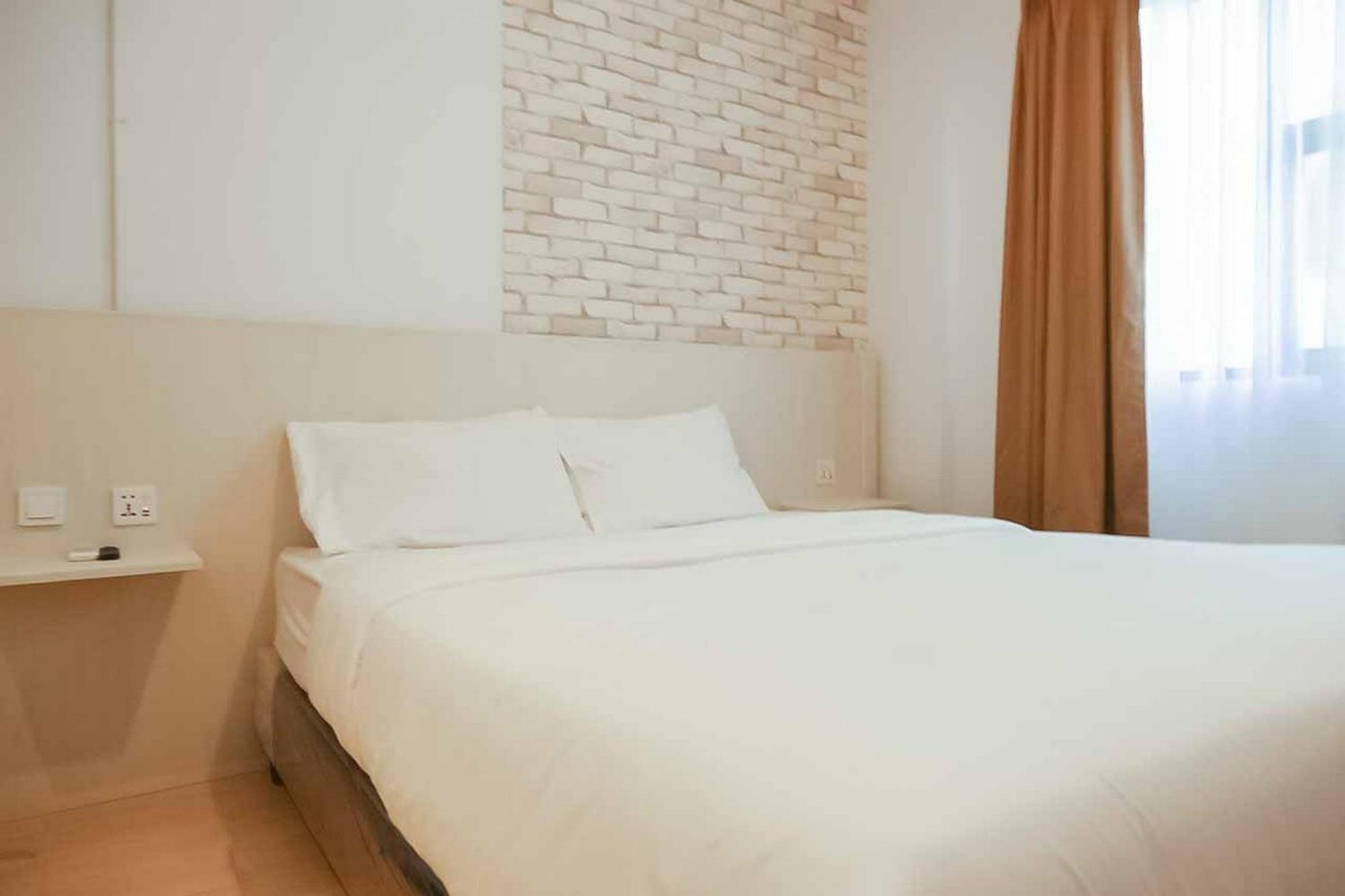 Prime Inn Near Jalan Sekip Mitra Reddoorz 棉兰 外观 照片